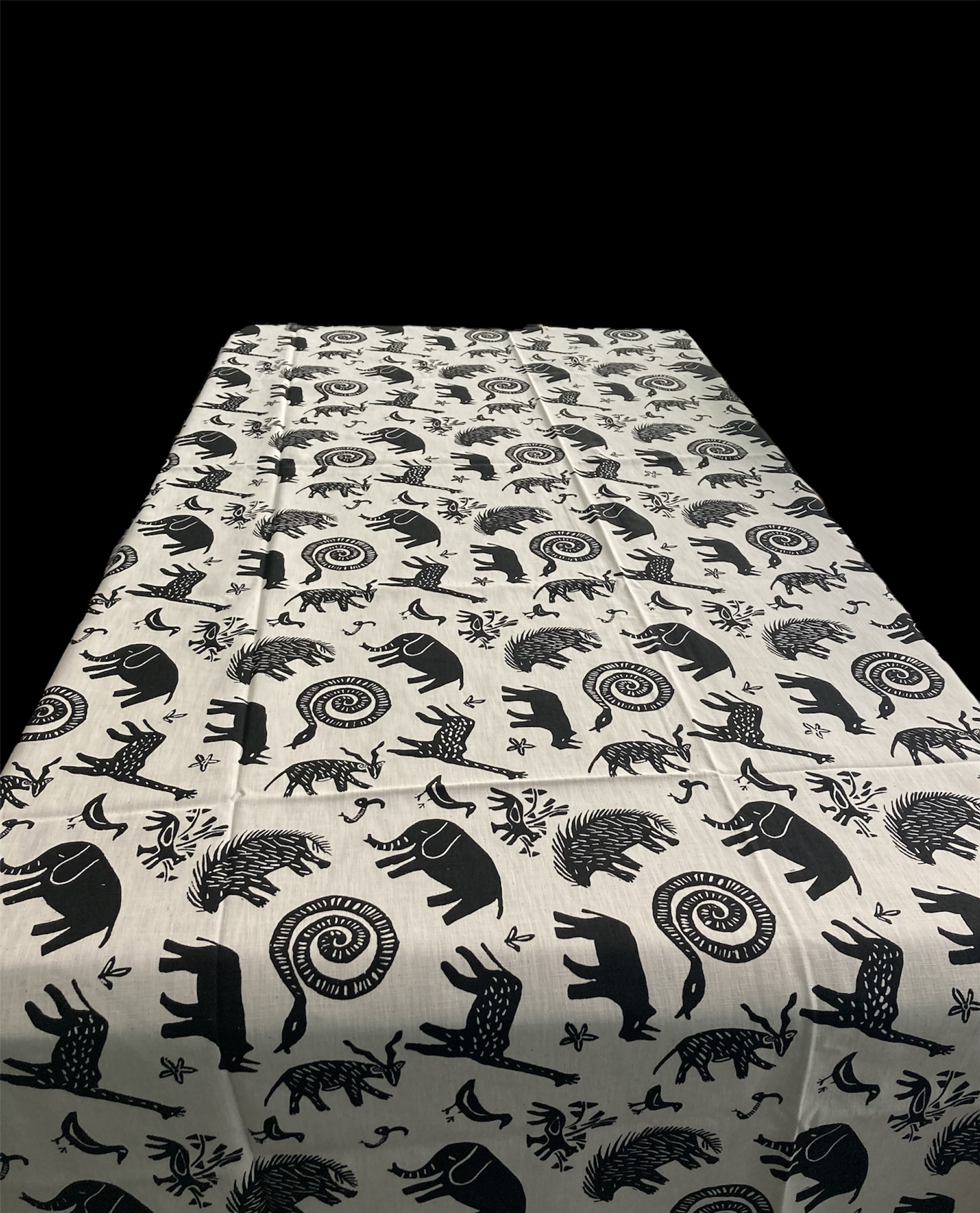 100% cotton Tablecloth approx. 98" x 57" from Namibia - # bw03t