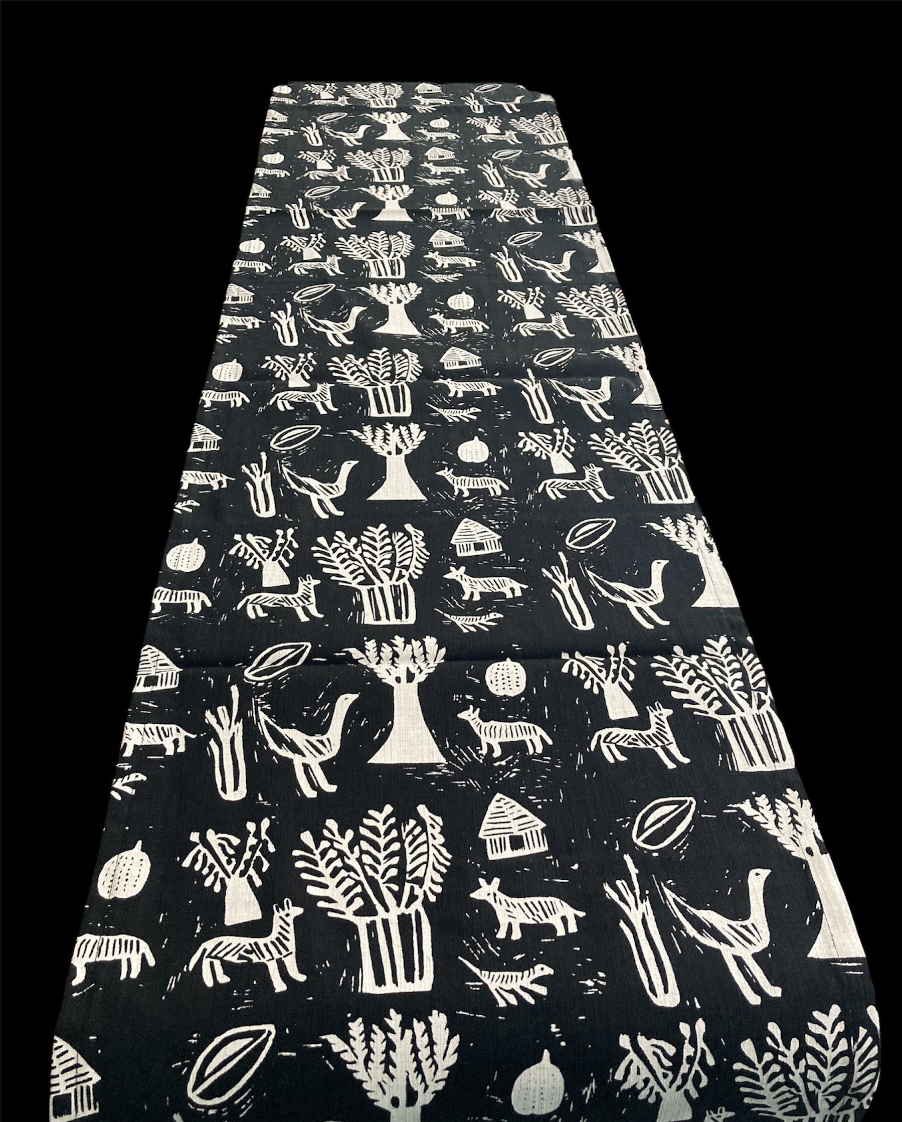 100% cotton Table Runner 96\" x 16\" from Namibia - Design wb05l