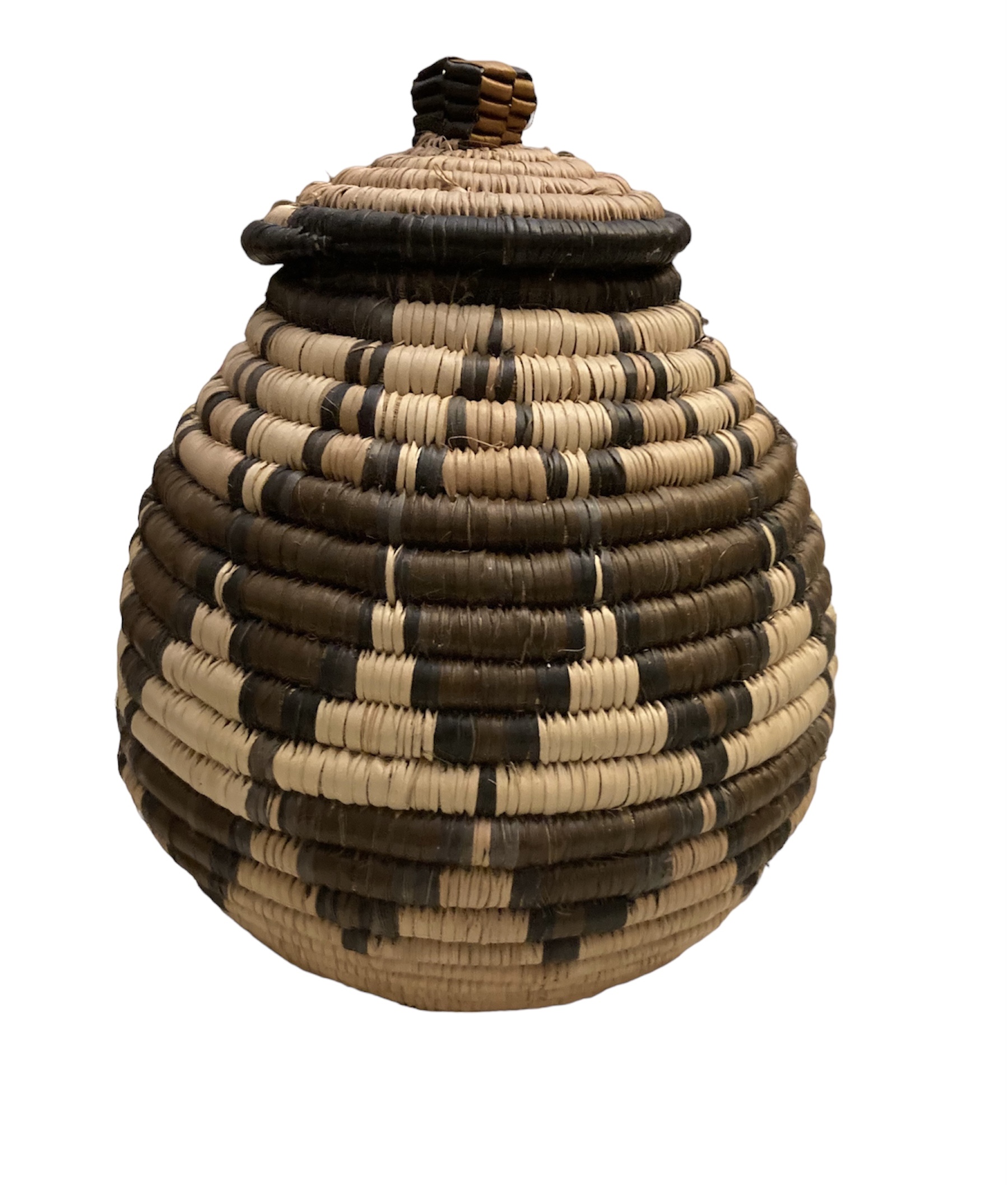 Zulu Ukhamba Lidded basket 002 - 9" x 7" x 7"