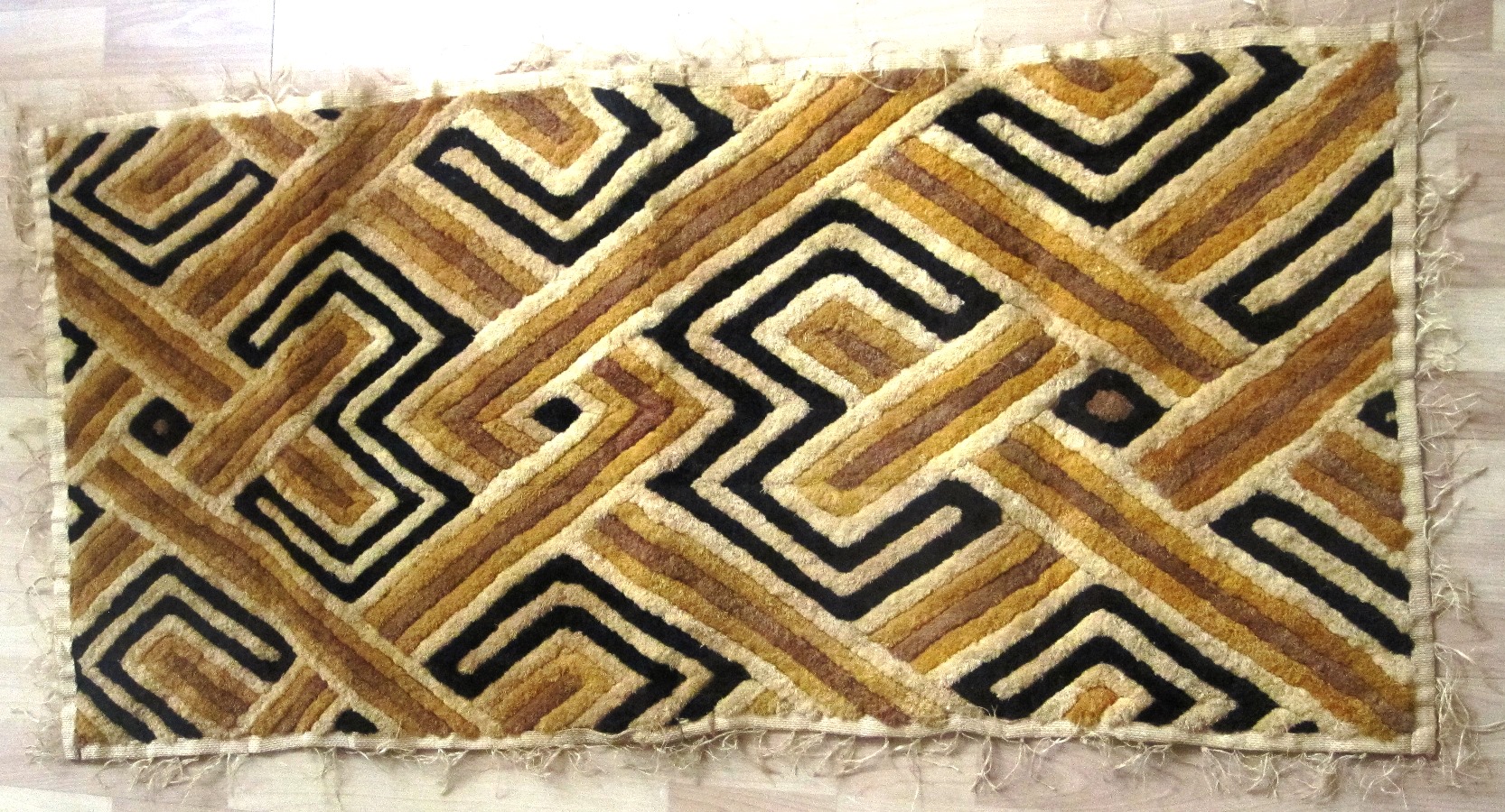 Vintage Shoowa Kuba Textile from Congo #001