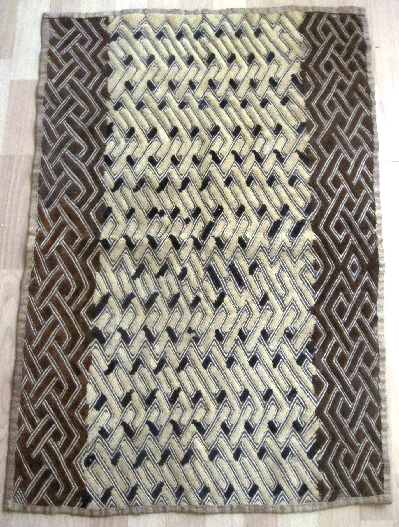 Vintage Shoowa Kuba Textile from Congo #003