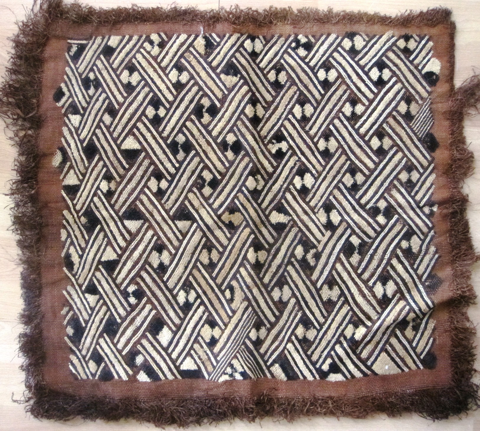 Vintage Shoowa Kuba Textile from Congo #010