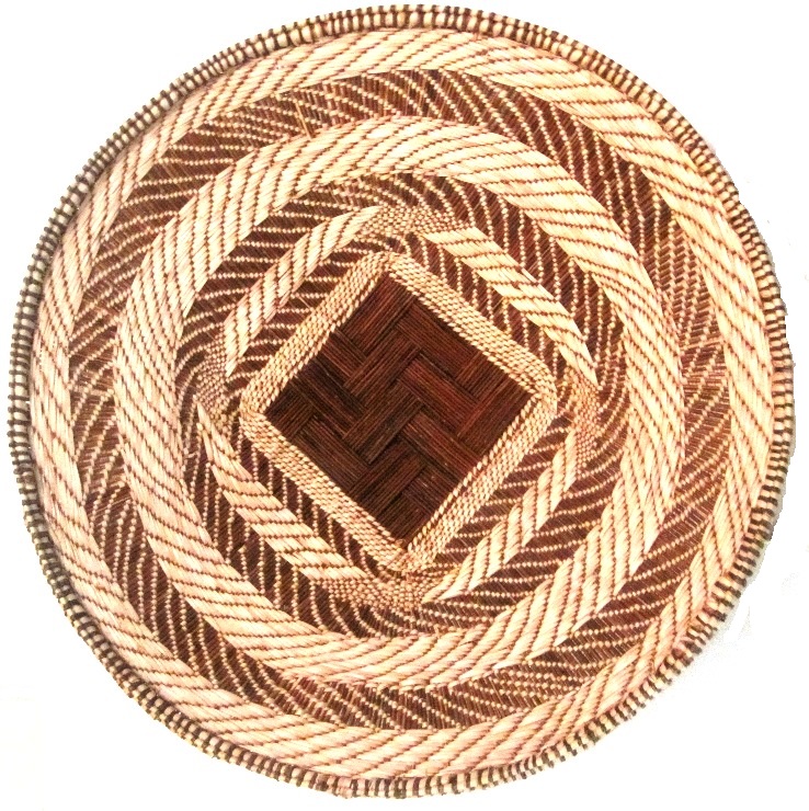 Zambian Plateau Basket - 22 1/2\" diameter