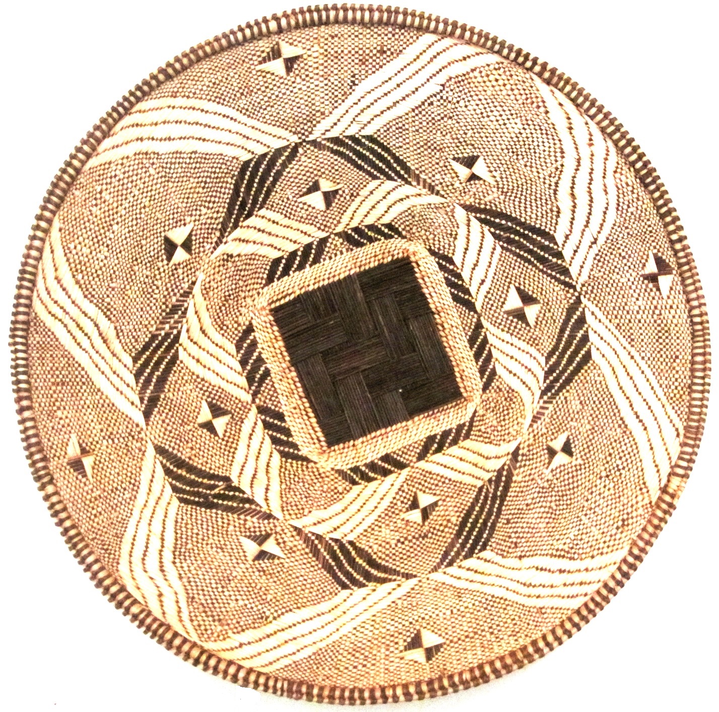 Zambian Plateau Basket - 22\" diameter